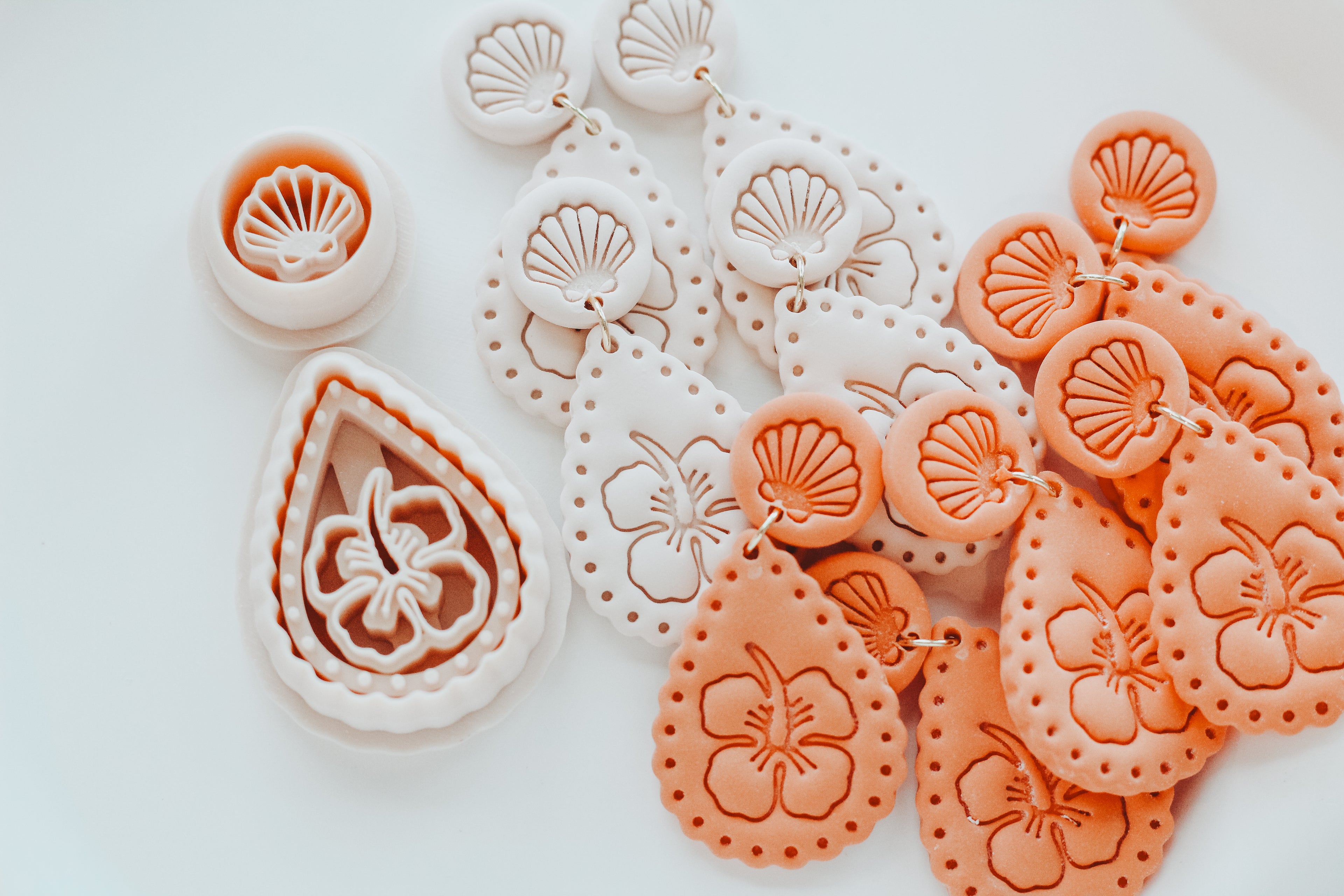 Hibiscus Dots & Bloom Clay Cutter Set