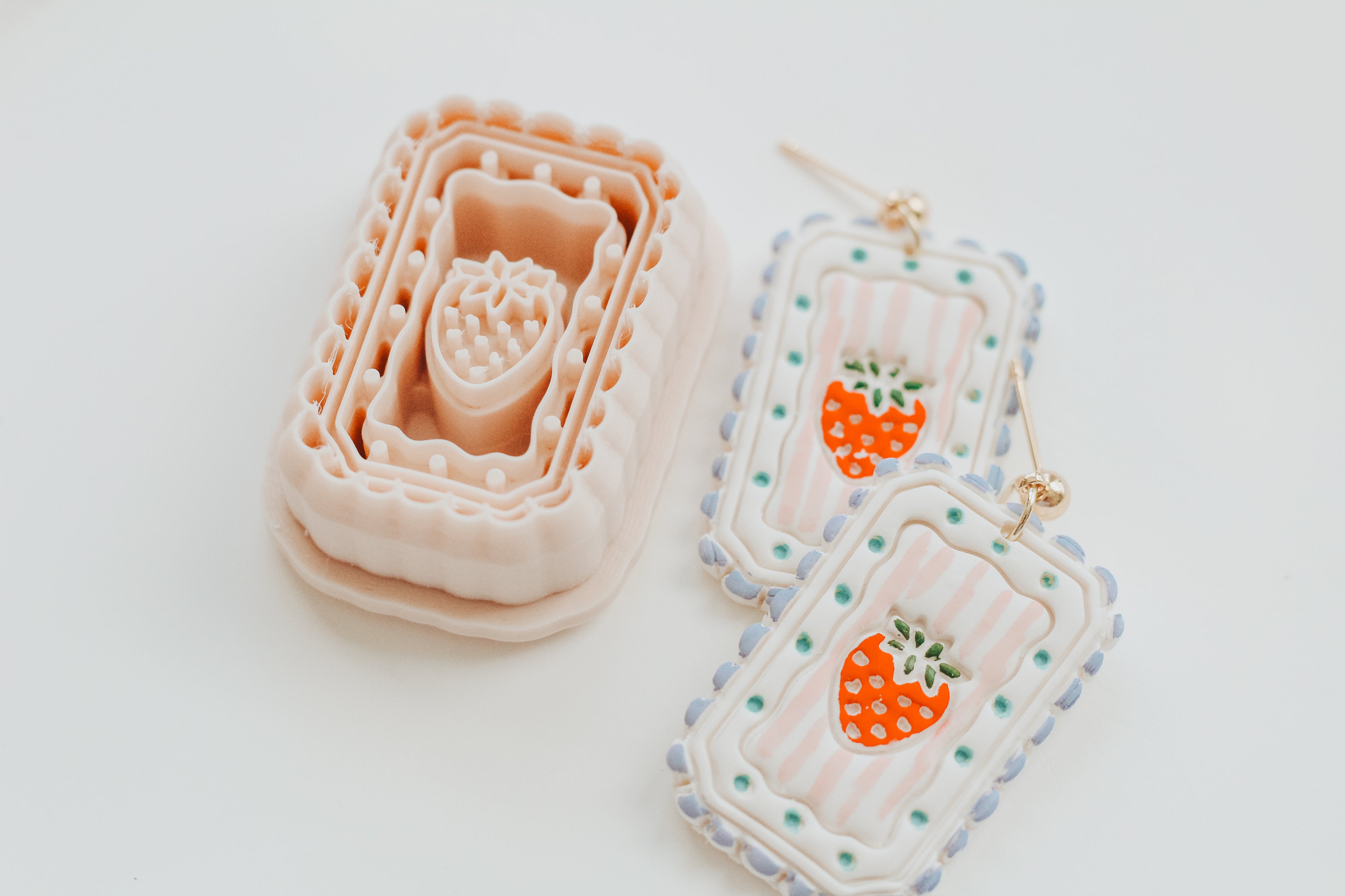 Berry Sweet Strawberry Clay Cutter Set