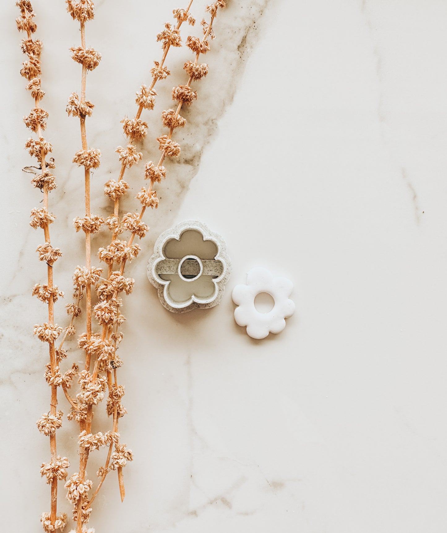 Sally Organic Flower Clay Cutter