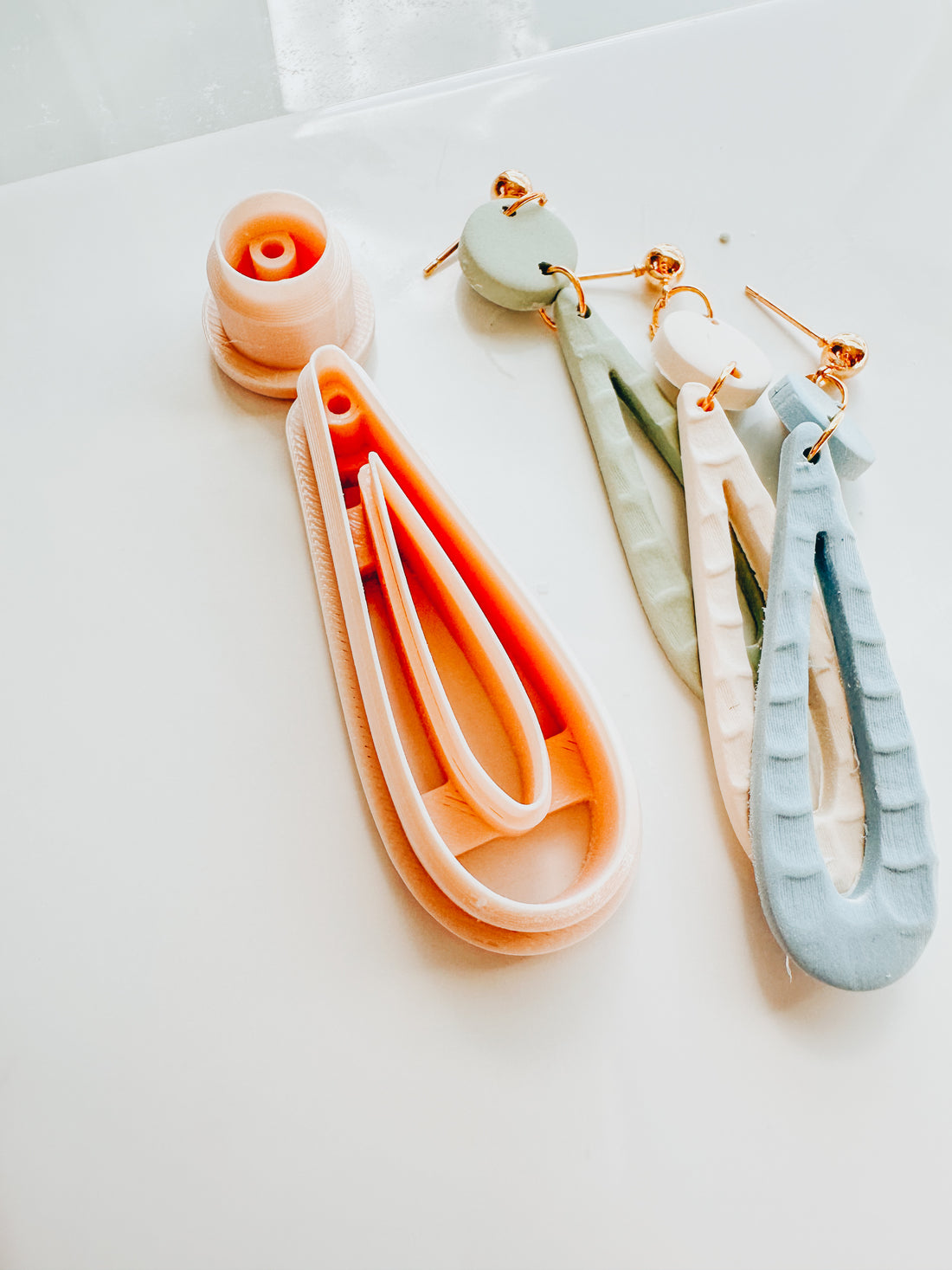 Ava Skinny Drop Clay Cutter With Drill Guides