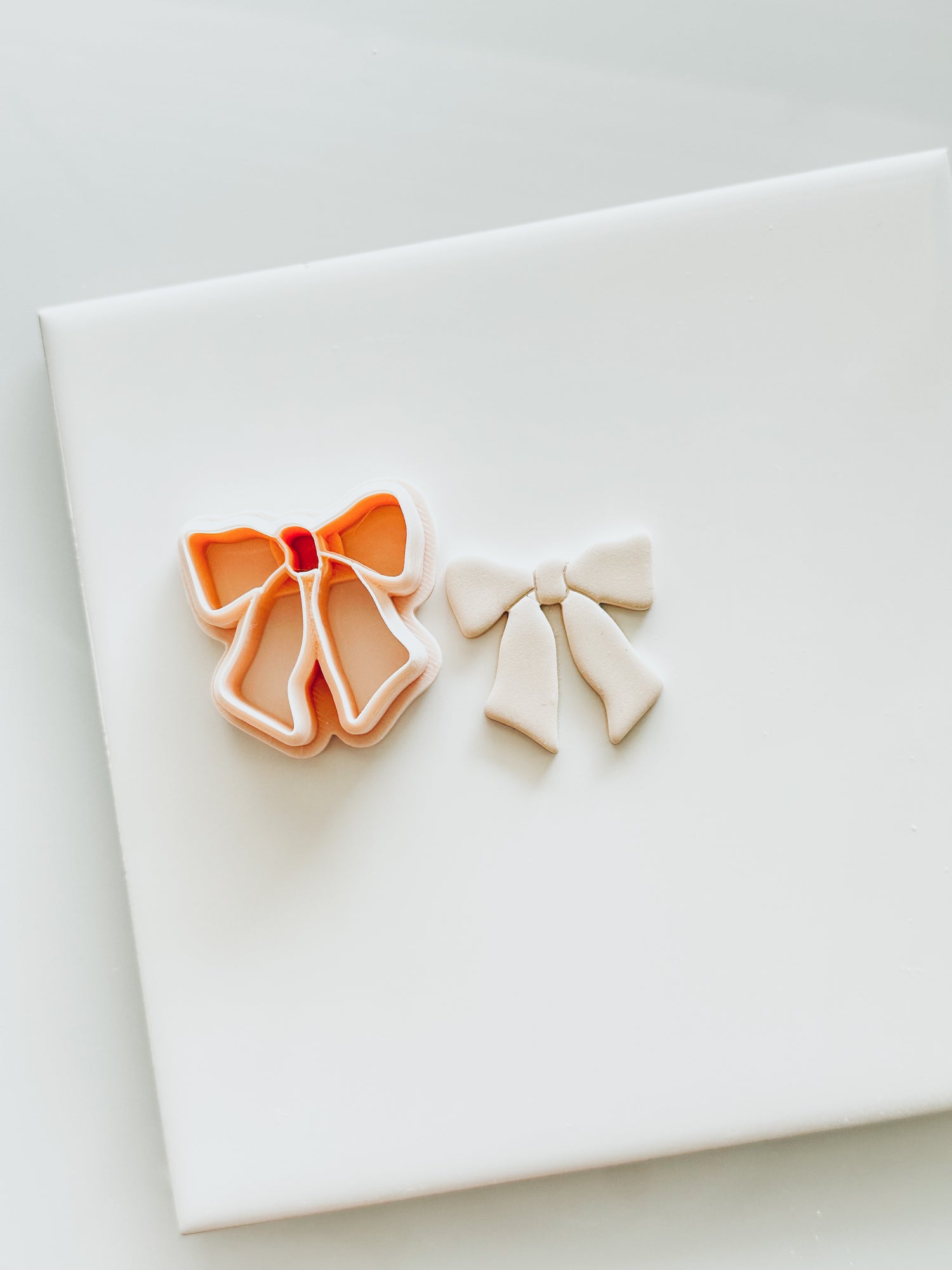 Bow 2 Embossed Clay Earring Cutter