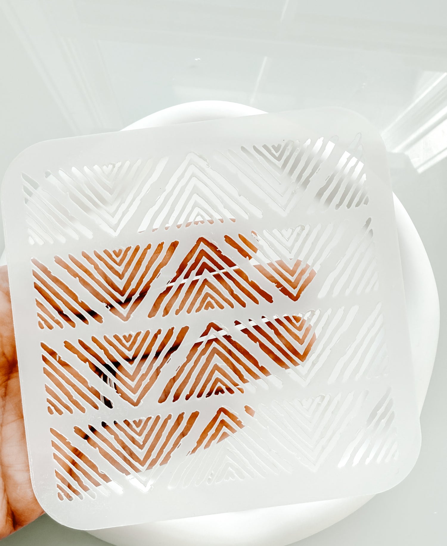 Organic Arrow Stencil