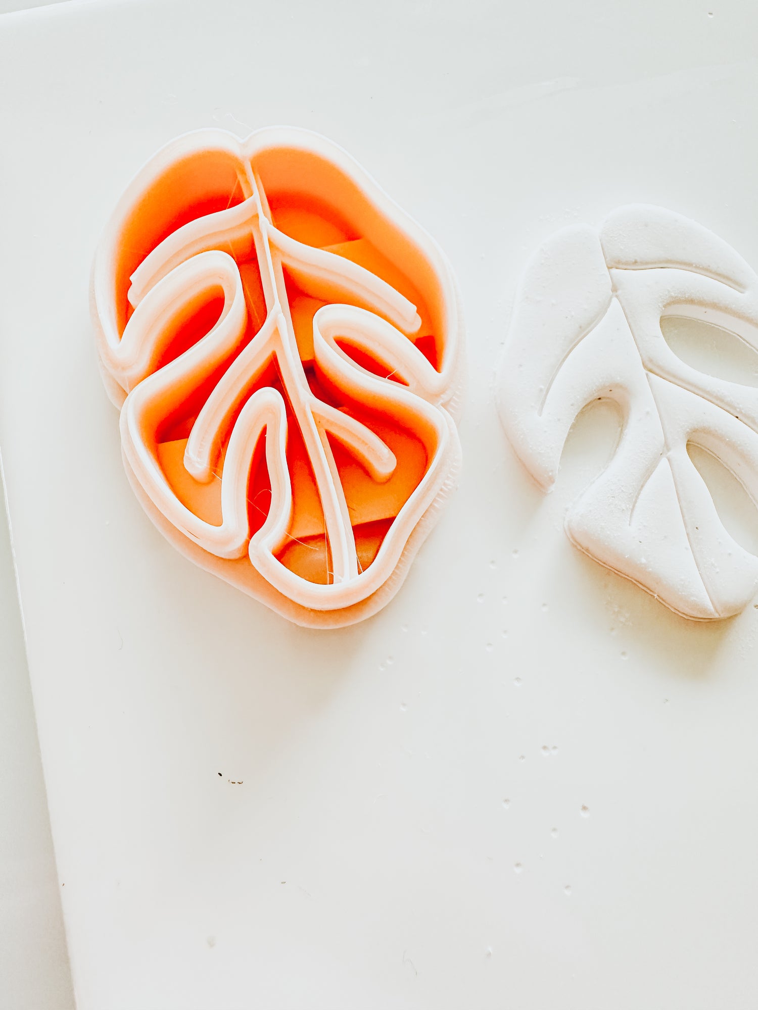 monstera leaf cutter Monstera Leaf Clay Cutter – Creoclay