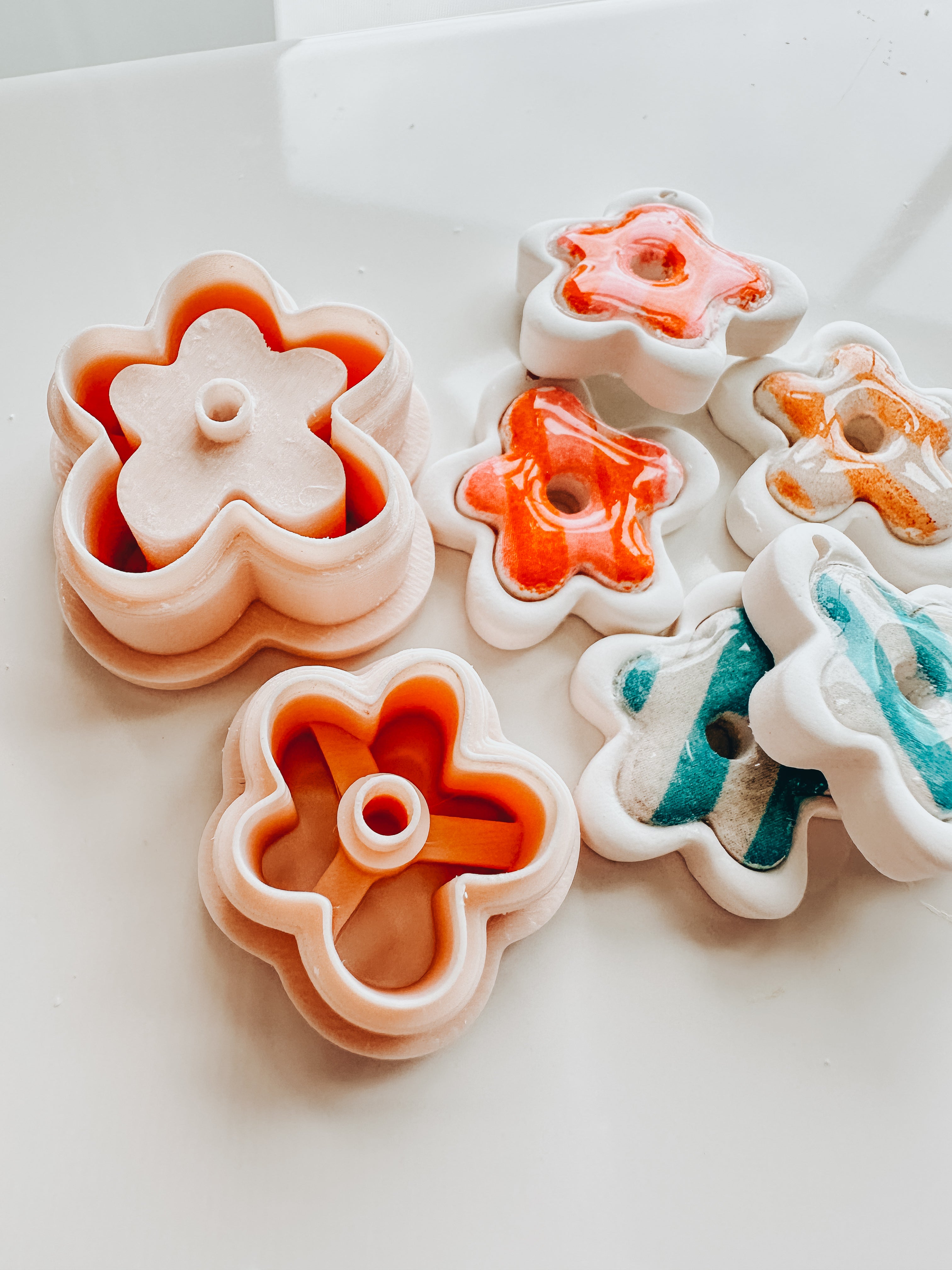 Organic Flower Bezel Clay Cutter