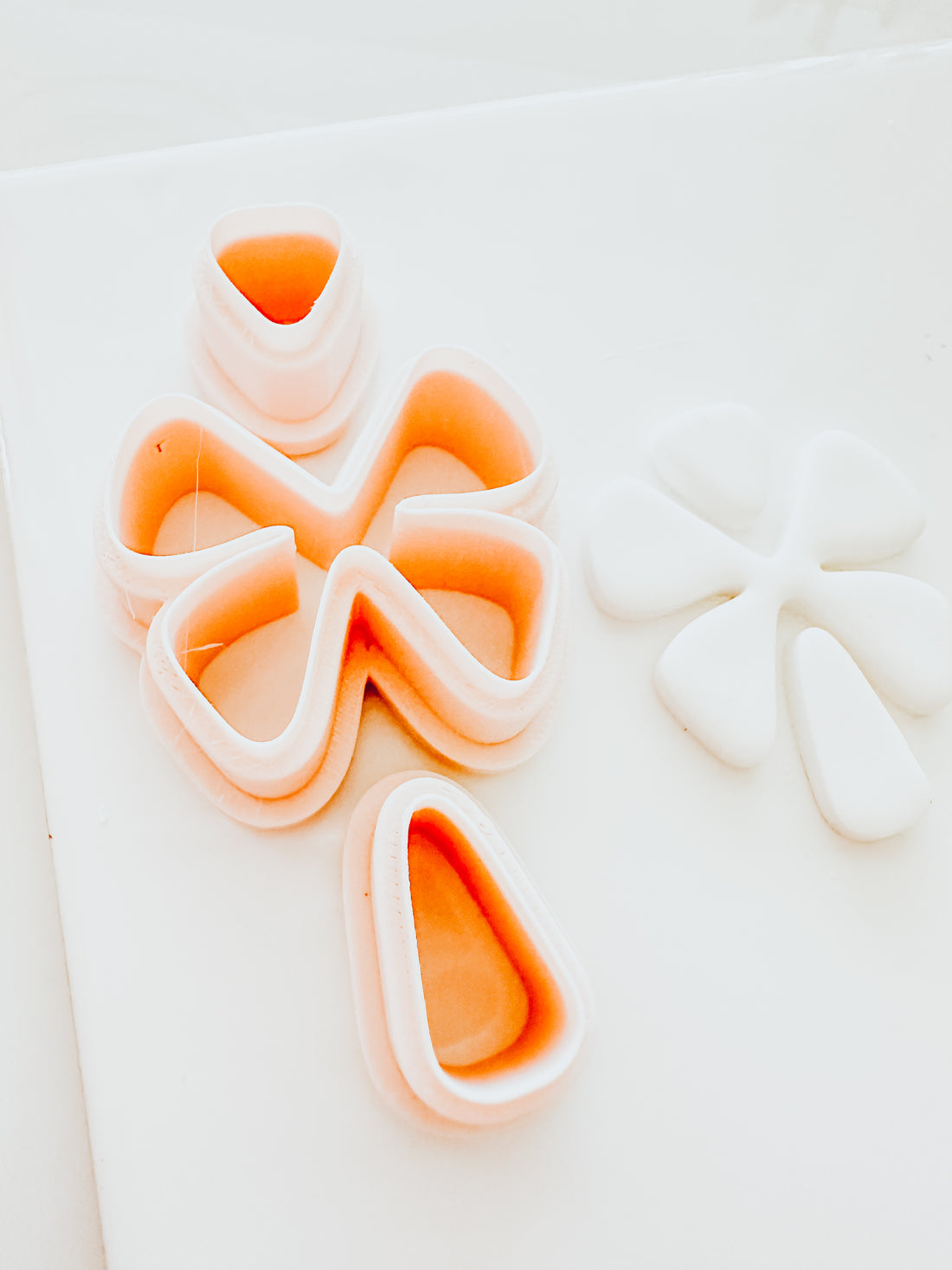 Maddox Abstract Flower Three Piece Clay Cutter Set