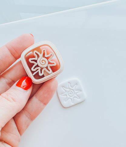 Chiara Sun Framed Clay Cutter