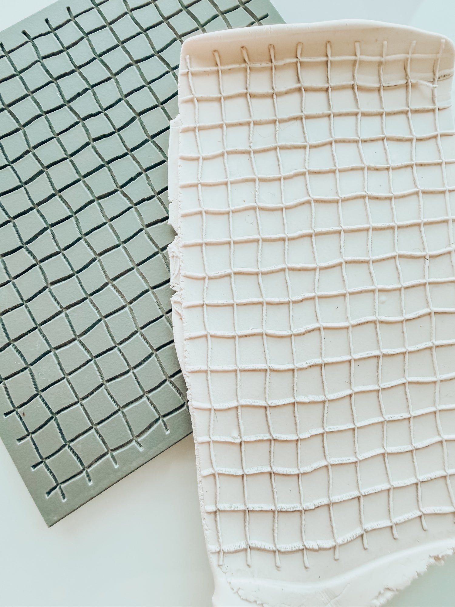 Wavy Checkered Texture Mat