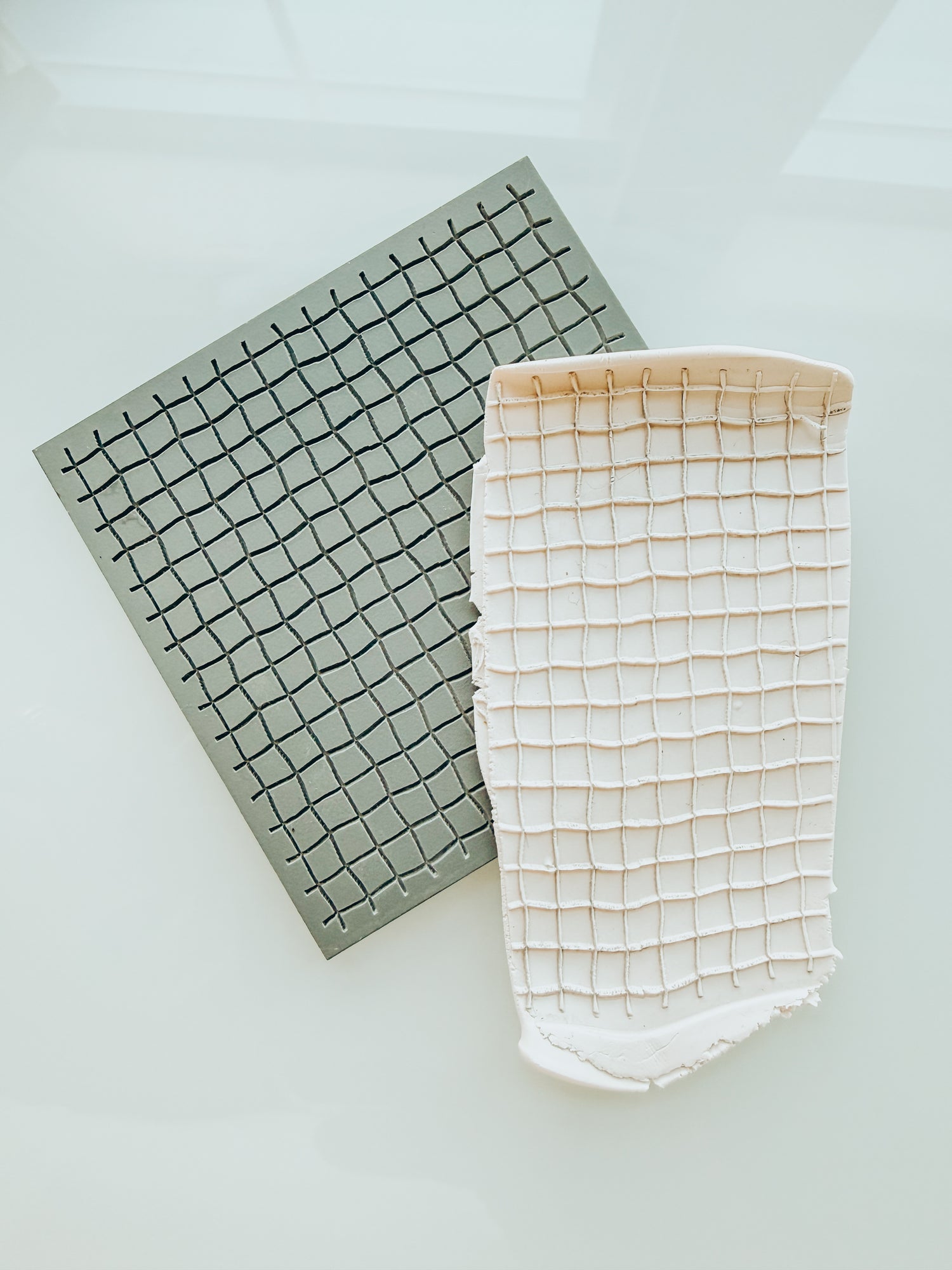 Wavy Checkered Texture Mat