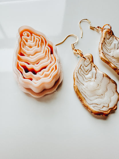 Oyster Shell Embossed Clay Cutter