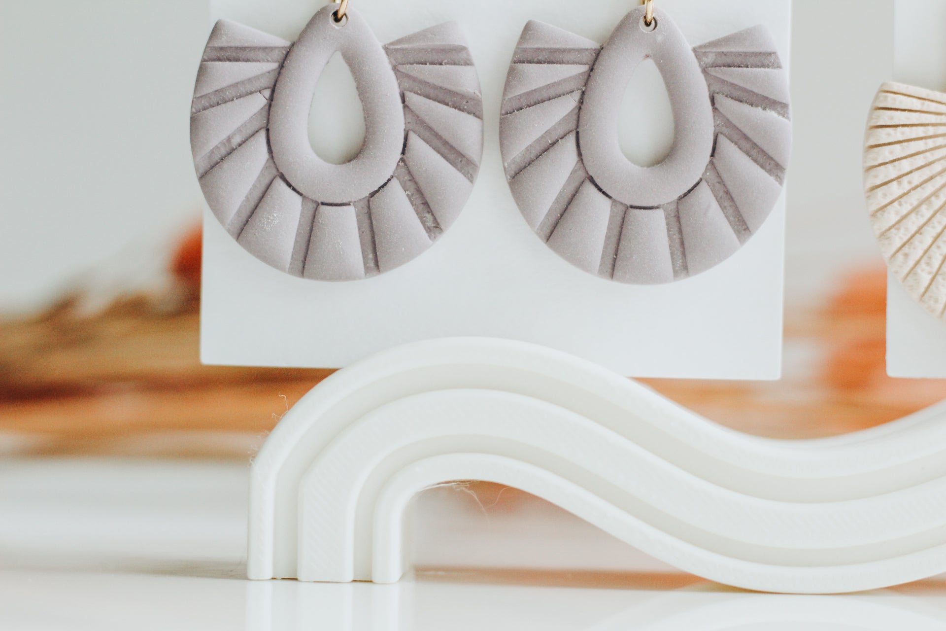 Wave Earring Display