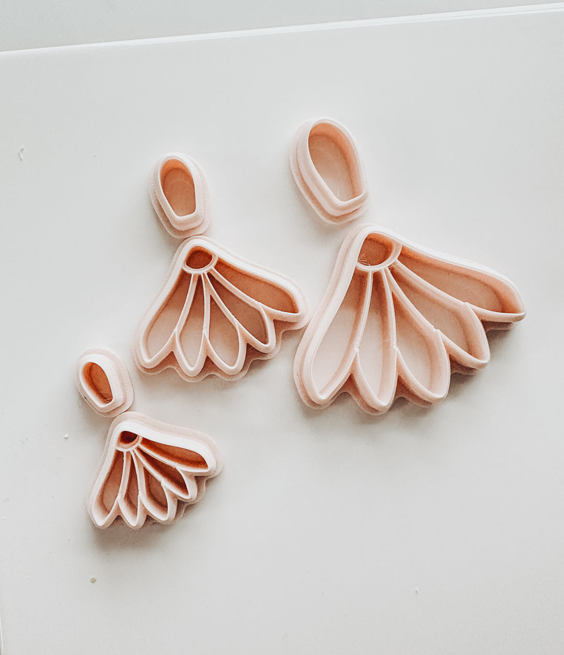 Peach Matisse Flower Drop Clay Cutter Set