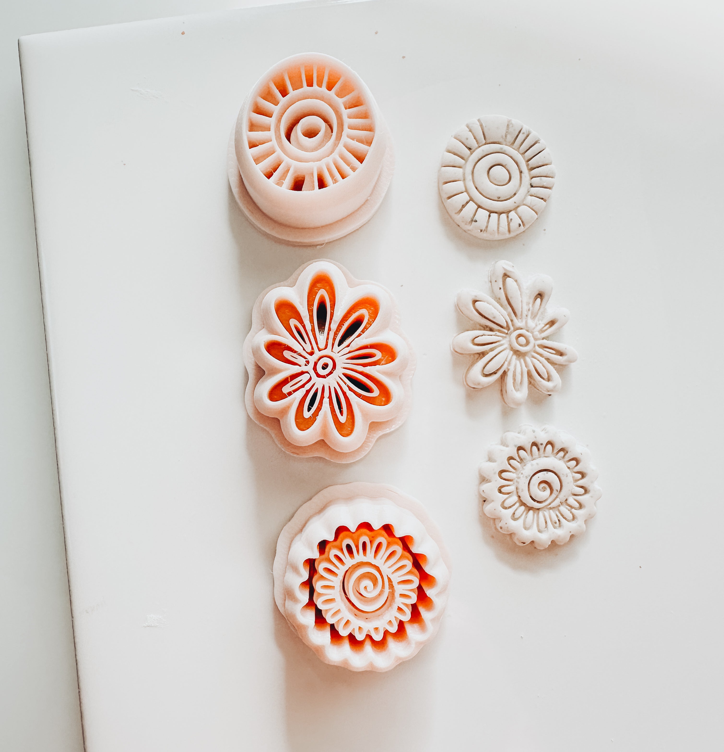 Sadies Autumn Artists Burst Clay Cutter