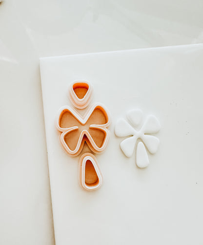 Maddox Abstract Flower Three Piece Clay Cutter Set