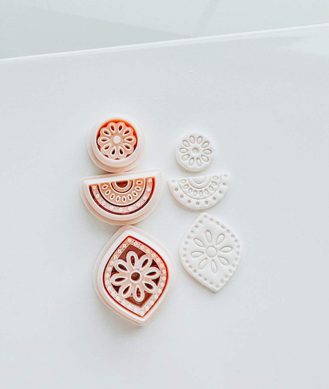 Amelia Moroccan Clay Cutter