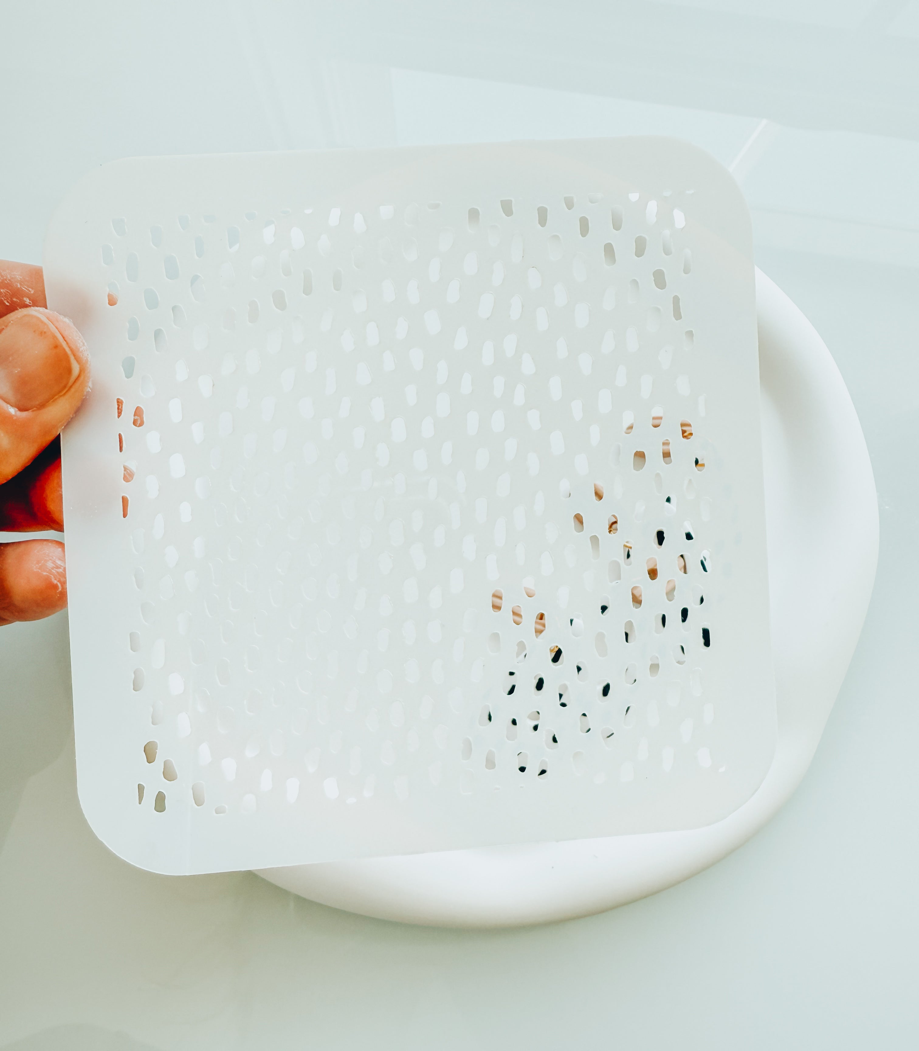 Speckled Dots Stencil
