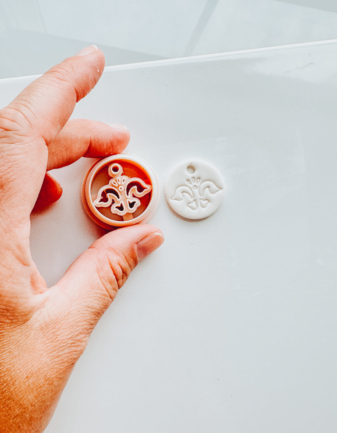 Benni Moroccan Clay Cutter