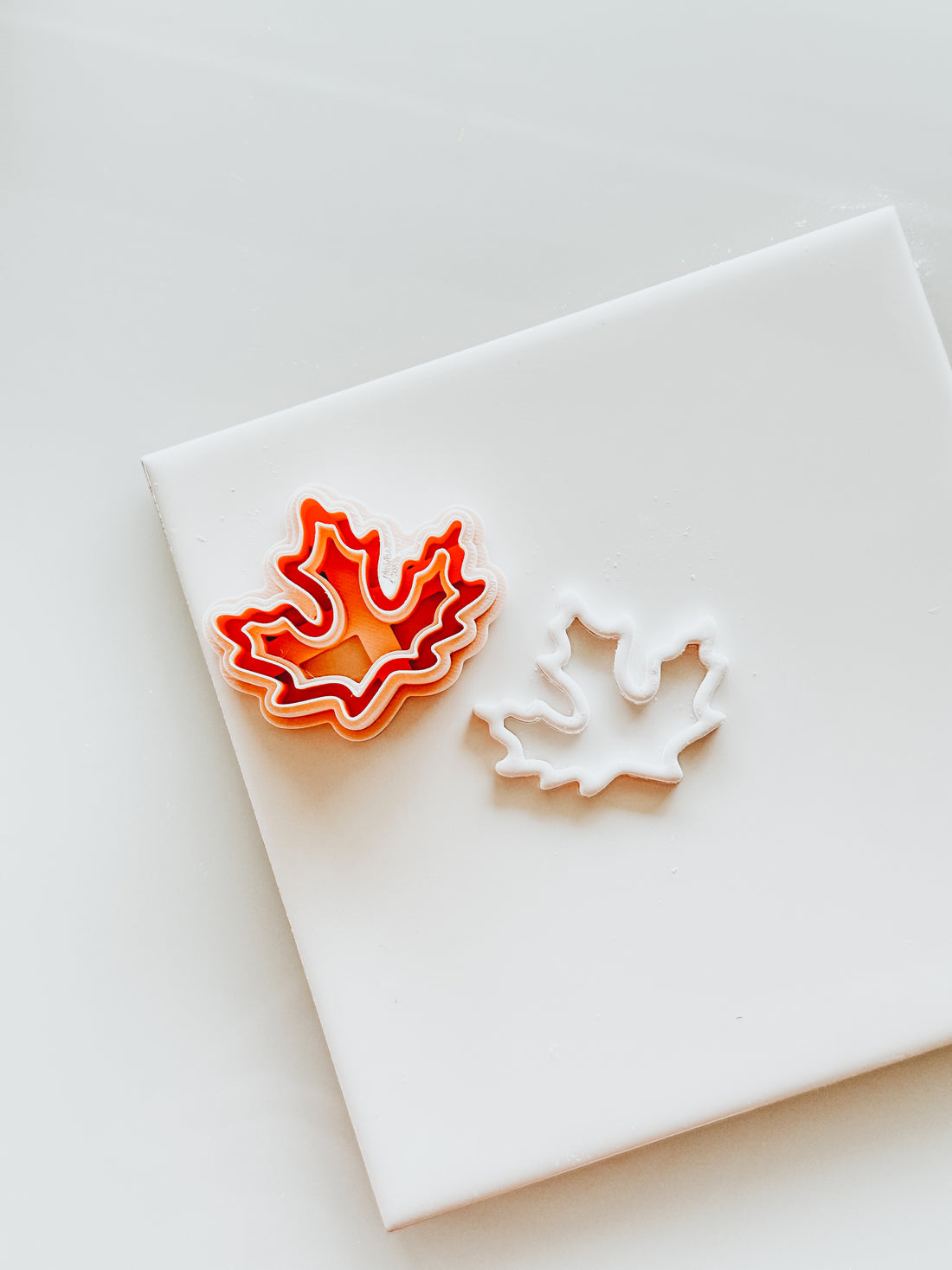 Skinny Maple Leaf Clay Earring Cutter