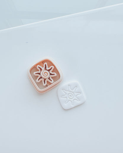 Chiara Sun Framed Clay Cutter