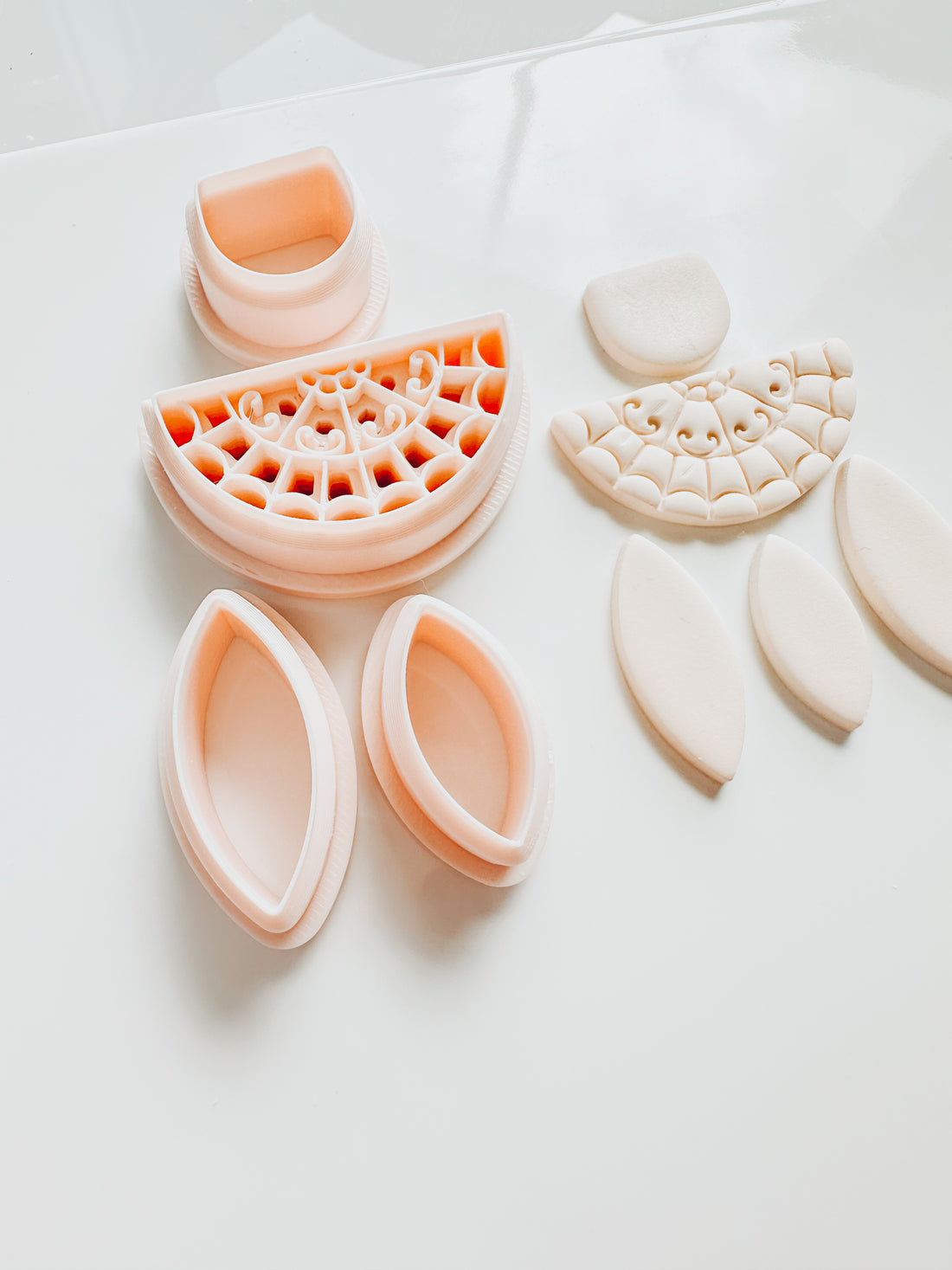 Magnolia Embossed 3 Piece Clay Cutter