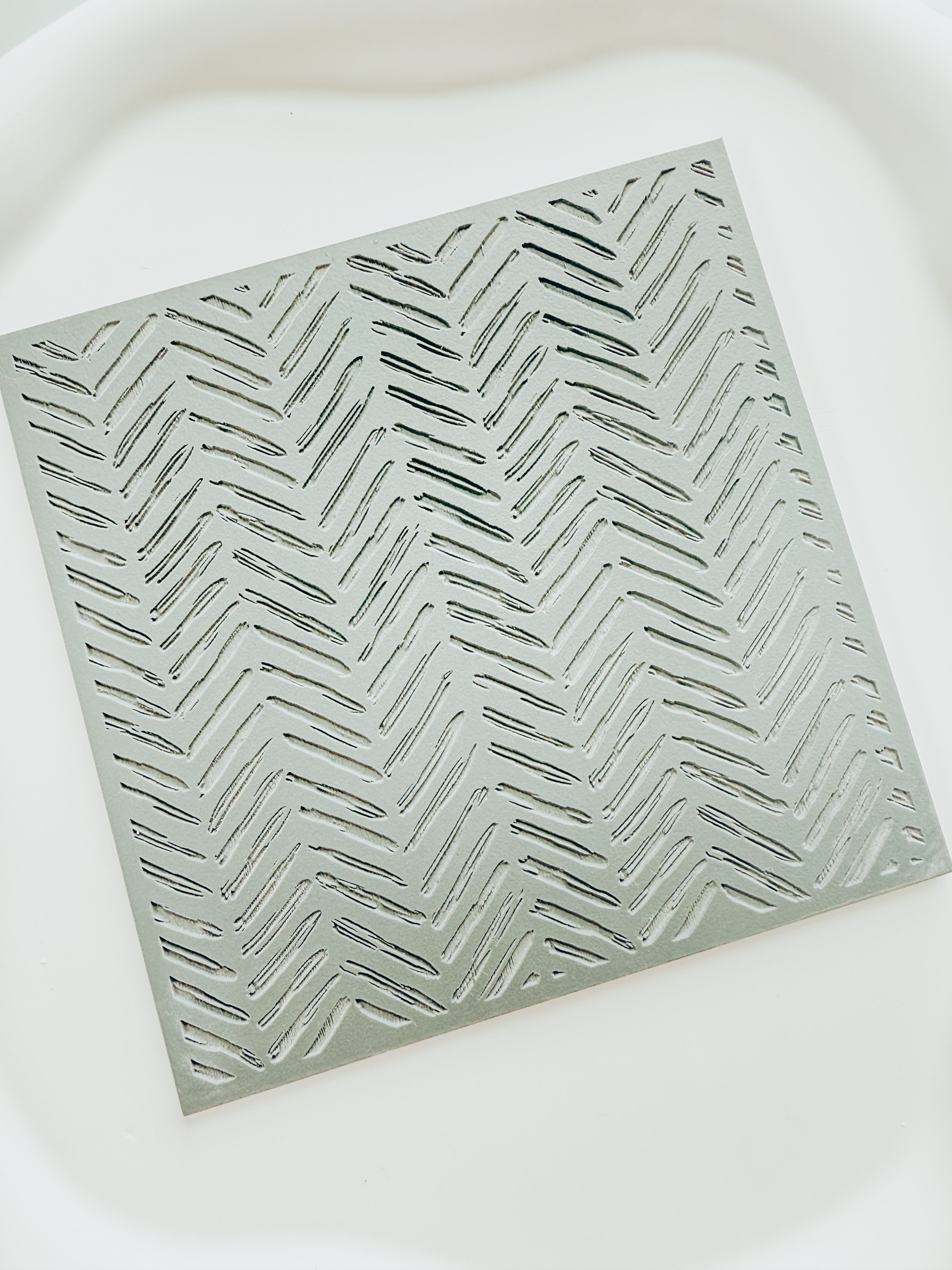 Organic Wide Herringbone Texture Mat