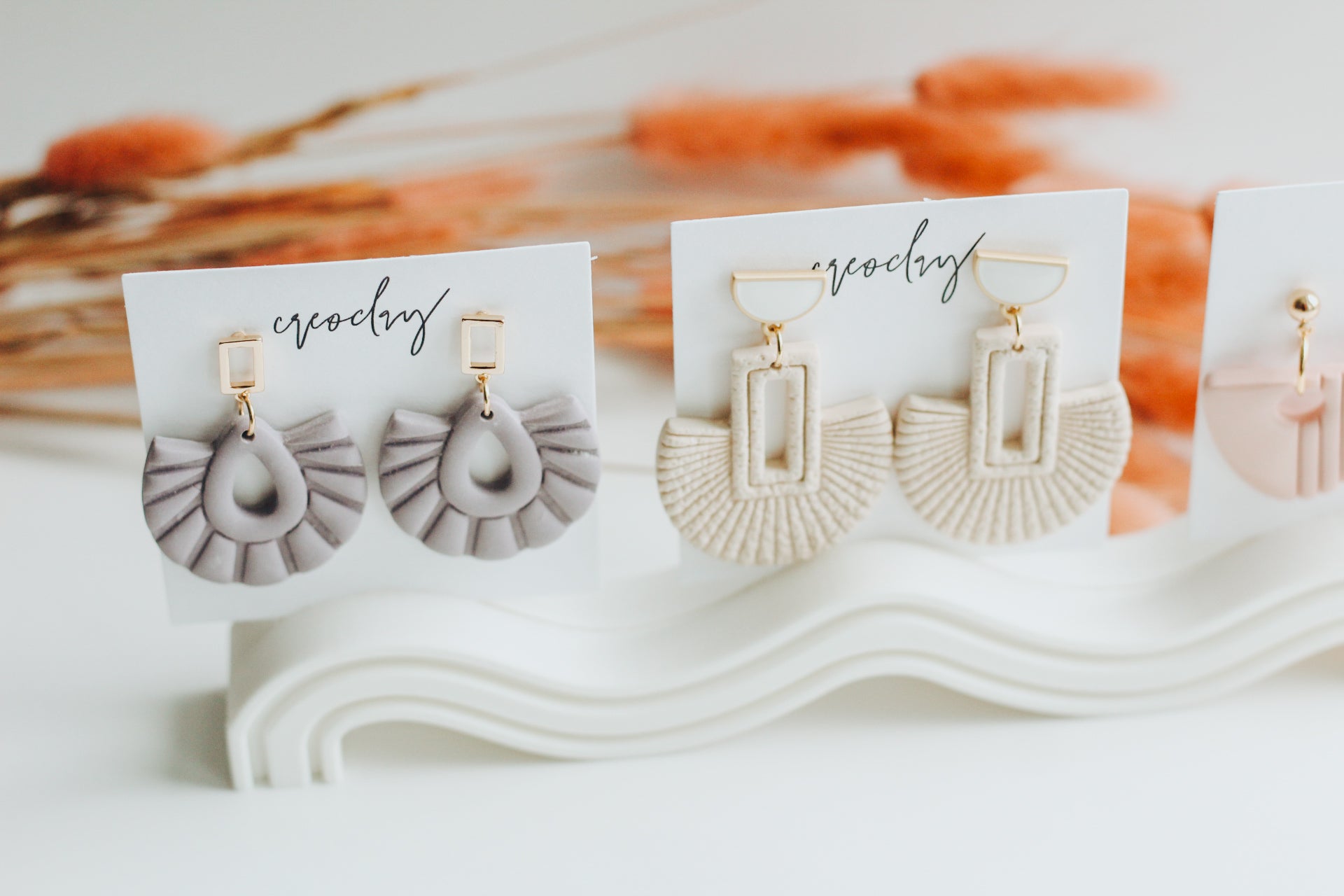 Wave Earring Display