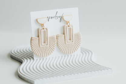 Wavy Flat Lay Earring Display