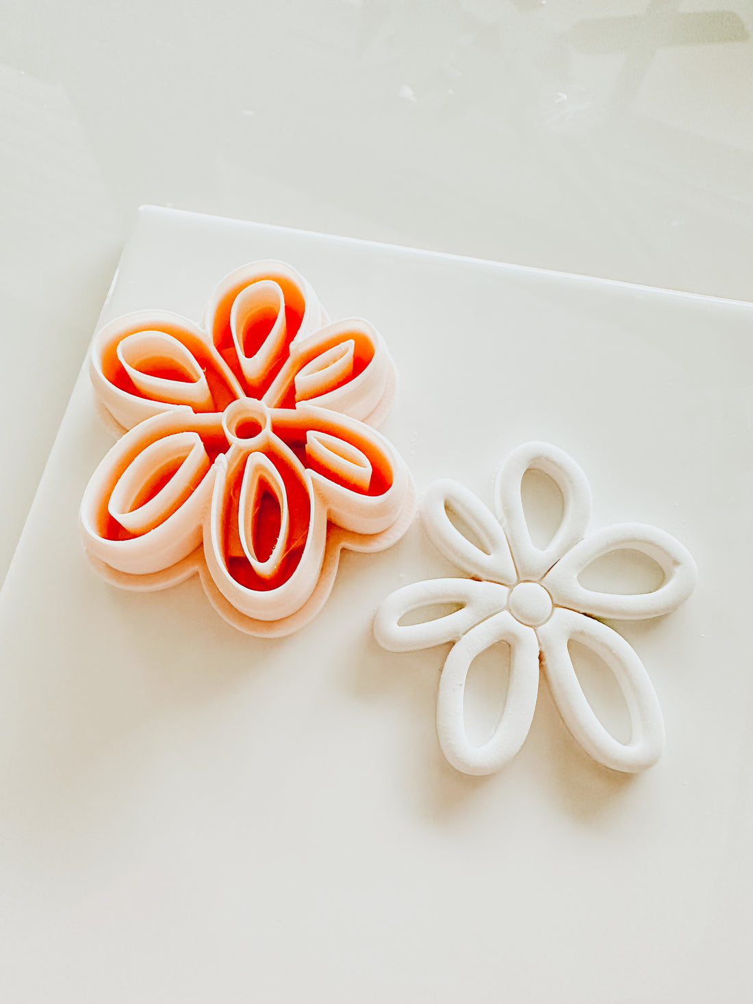 Vienna Skinny Flower Clay Cutter