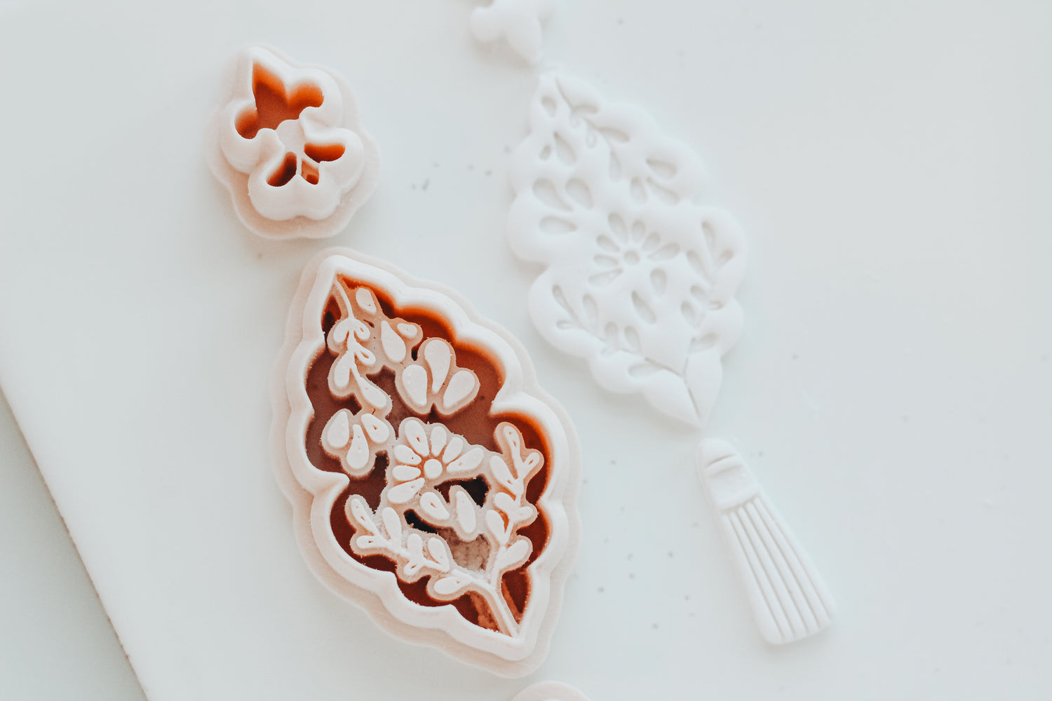 Auriela  Autumn Clay Cutter