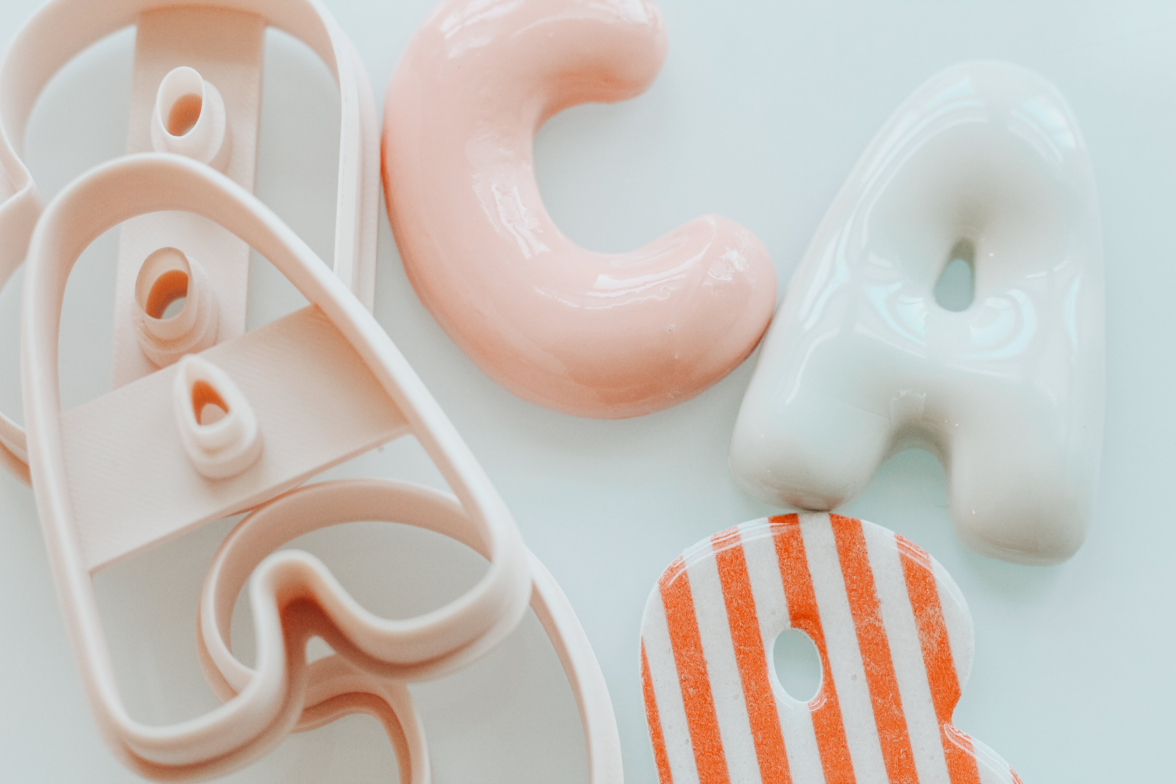 Trendy Bubble Letter Clay Cutters 2.50 Inches