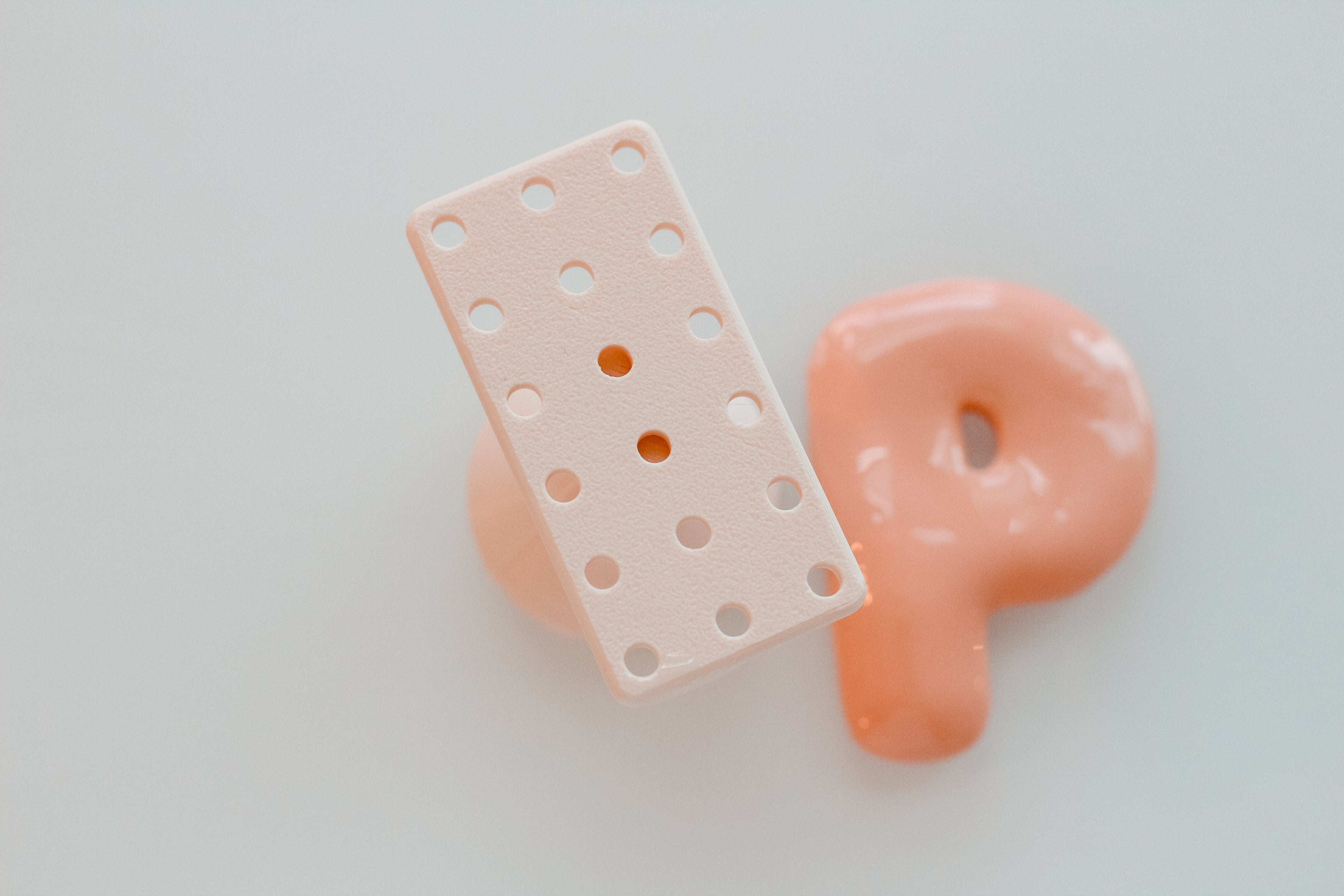 Resin Letter Stand for Makers - Holds your clay letter perfectly while applying resin or varnish!