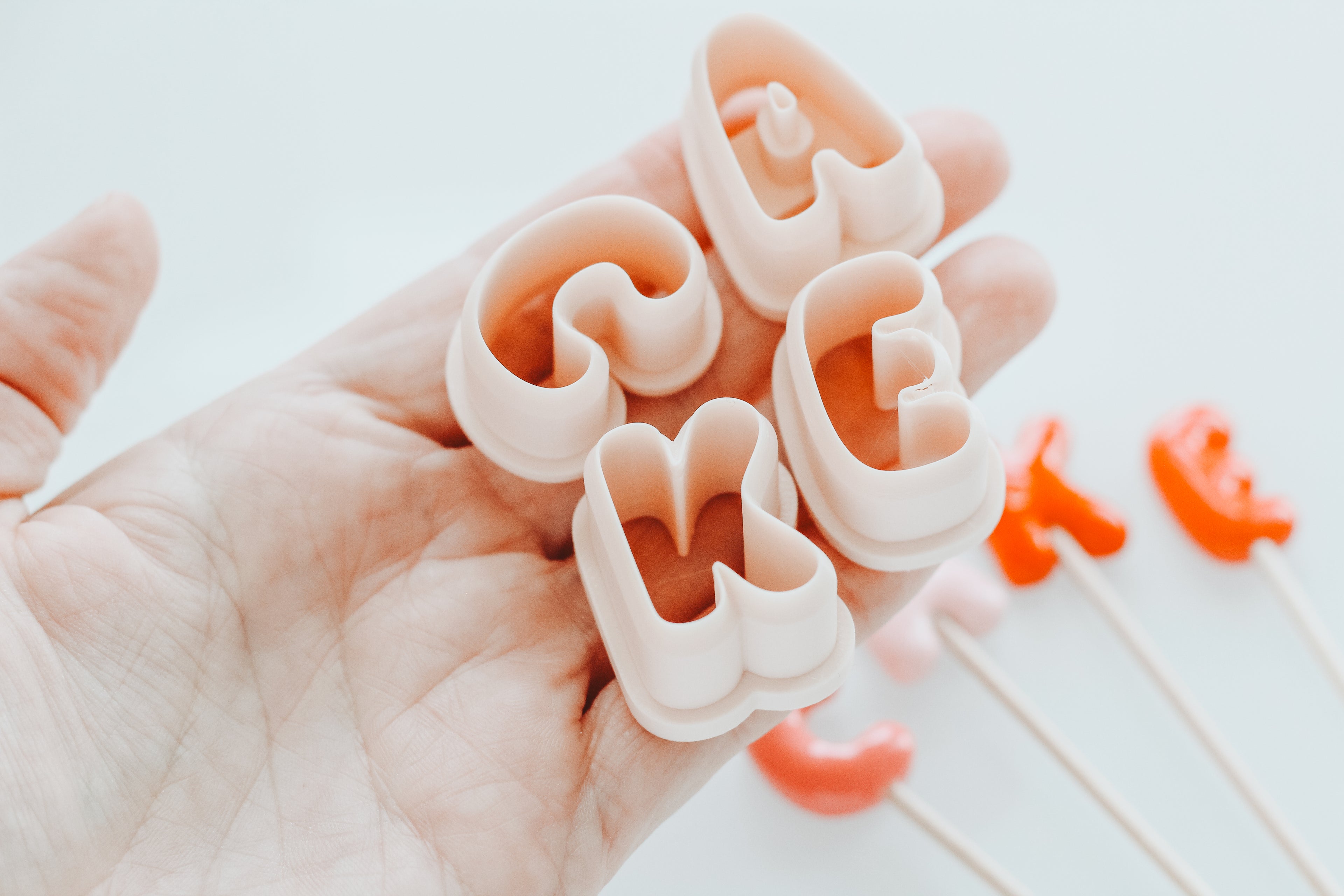 Small Trendy Bubble Letter Clay Cutters 1.0 INCH
