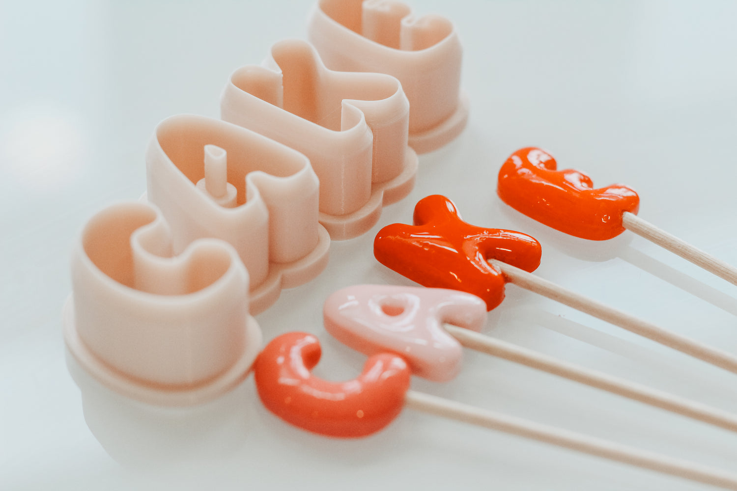 Small Trendy Bubble Letter Clay Cutters 1.0 INCH