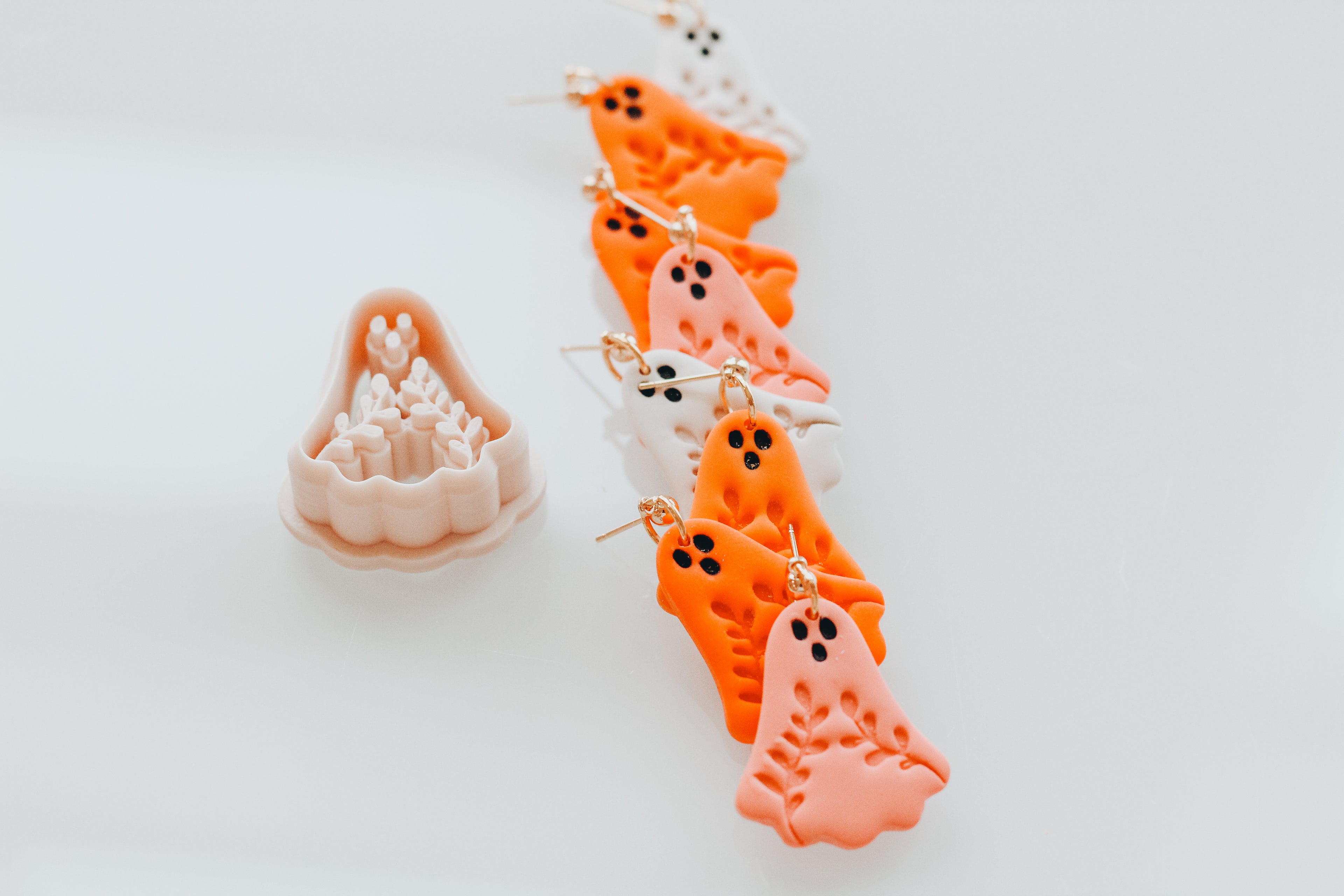 Winnie Ghost Clay Earring Cutter