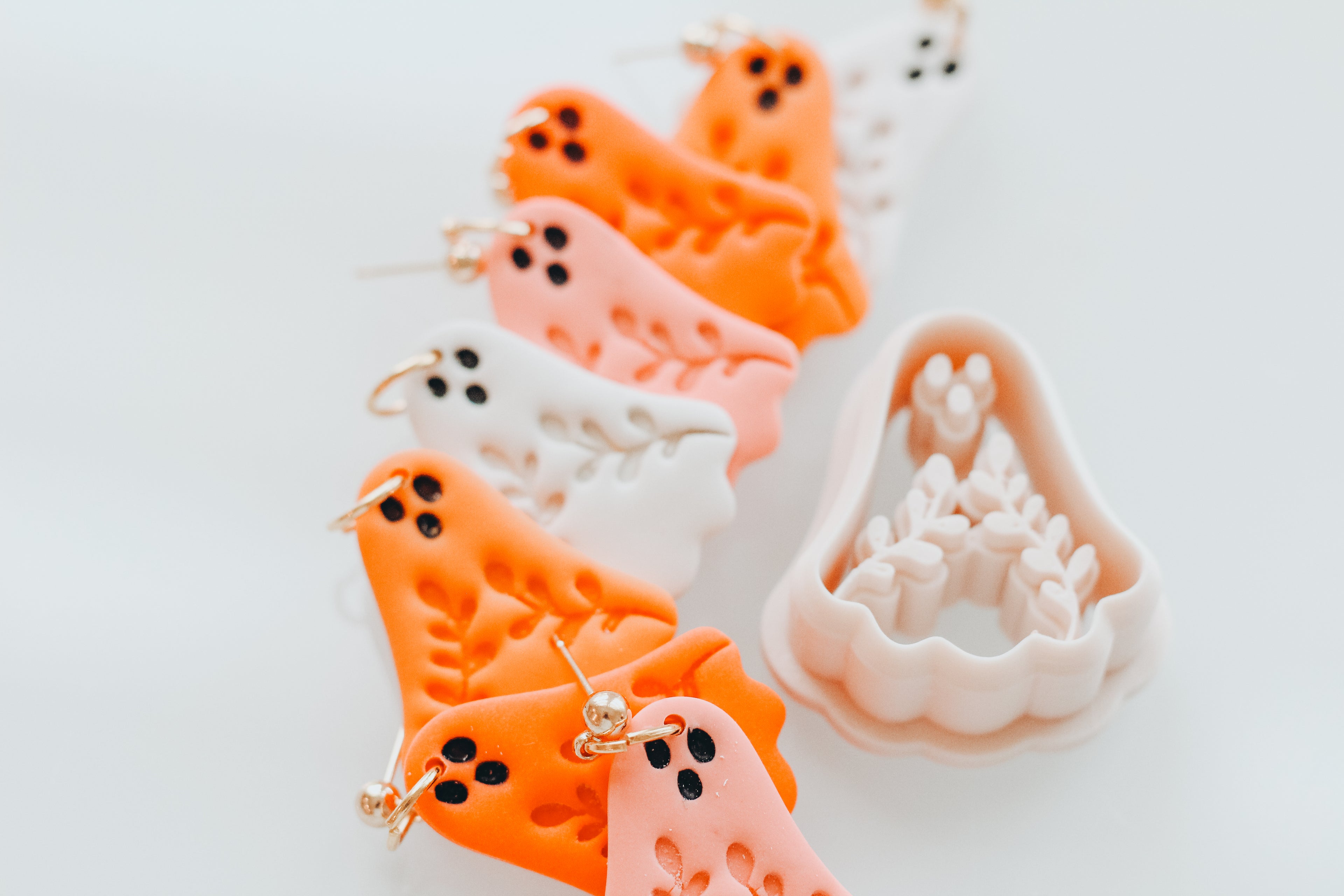Winnie Ghost Clay Earring Cutter