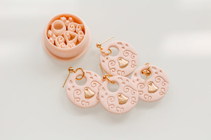 FREE With Purchase Of $10 OR MORE - MUST ADD TO CART TO RECEIVE Goldie Ghost Cutout 1.0 Inch