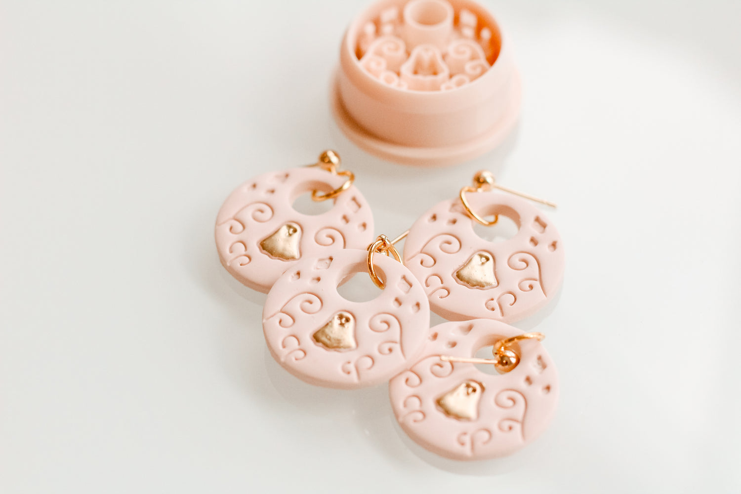 FREE With Purchase Of $10 OR MORE - MUST ADD TO CART TO RECEIVE Goldie Ghost Cutout 1.0 Inch