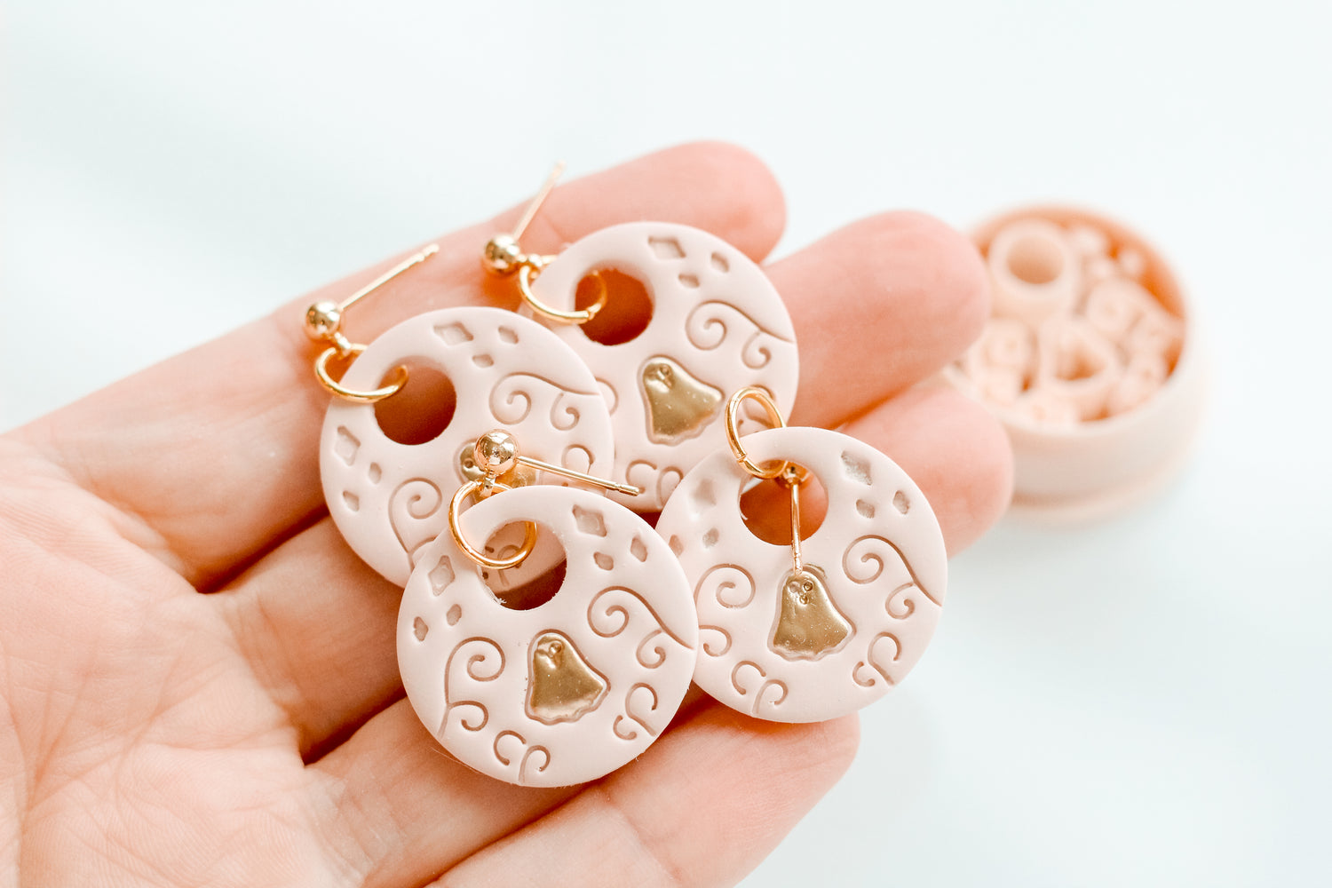 FREE With Purchase Of $10 OR MORE - MUST ADD TO CART TO RECEIVE Goldie Ghost Cutout 1.0 Inch