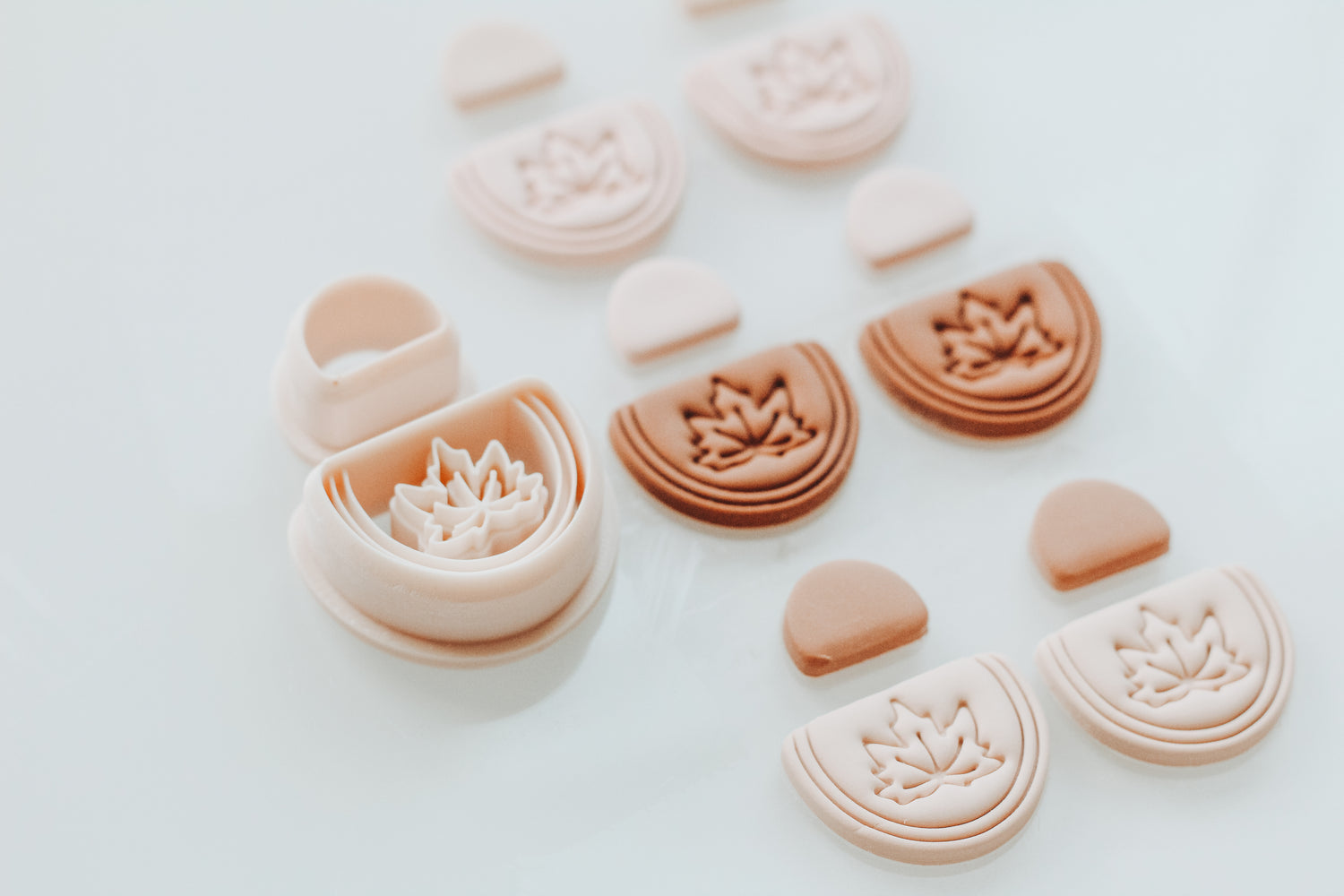 Arched Maple Leaf Clay Cutter Set