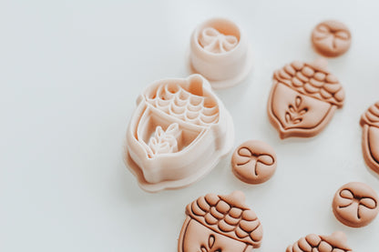 Addy Acorn &amp; Bow Autumn Set Clay Cutter