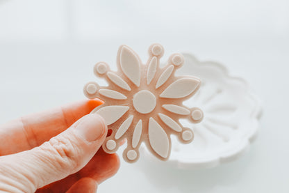 Folk Art Daisy Dot Stamp For Clay
