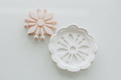 Folk Art Daisy Dot Stamp For Clay