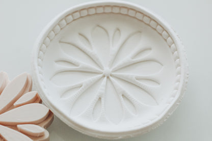 Simple Daisy Folk Art Flower Stamp For Clay