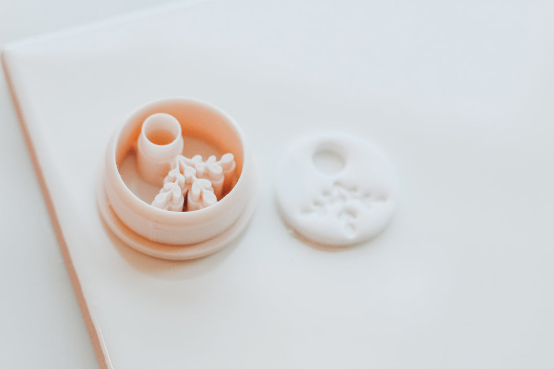 Winter Stem Circle Cutout Clay Cutter