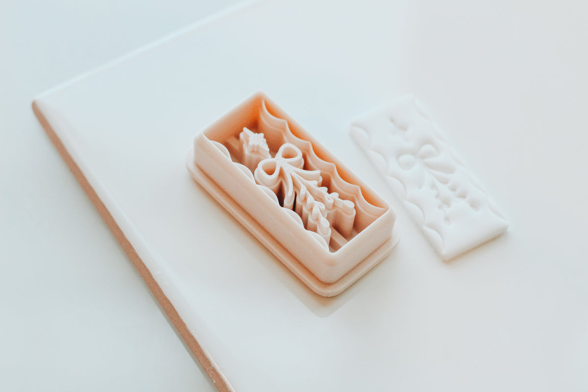 Winter Bow &amp; Stem Bar Clay Cutter