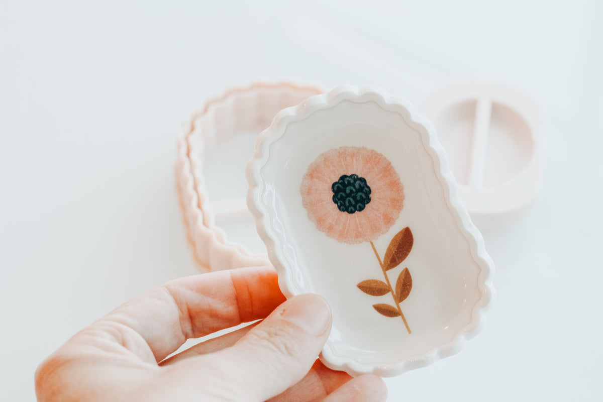 Oval Wavy Trinket Dish Clay Cutter &amp; Shaper Tool  (Transfer Sold Separately)
