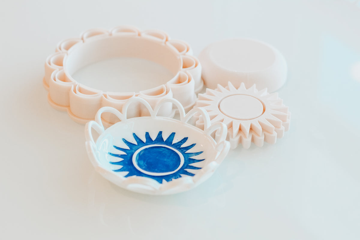 Cutout Scallop Circle Trinket Dish, Shaper, &amp; Stamp Set