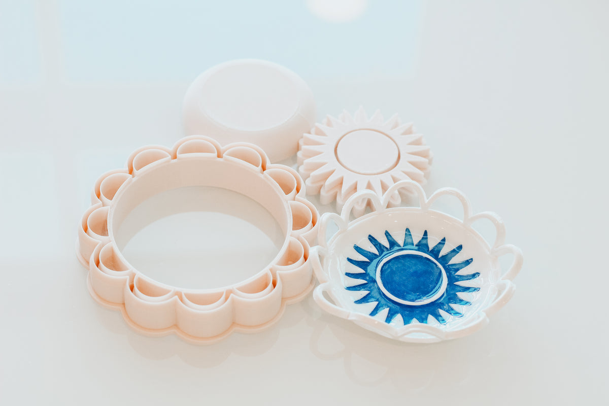 Cutout Scallop Circle Trinket Dish, Shaper, &amp; Stamp Set