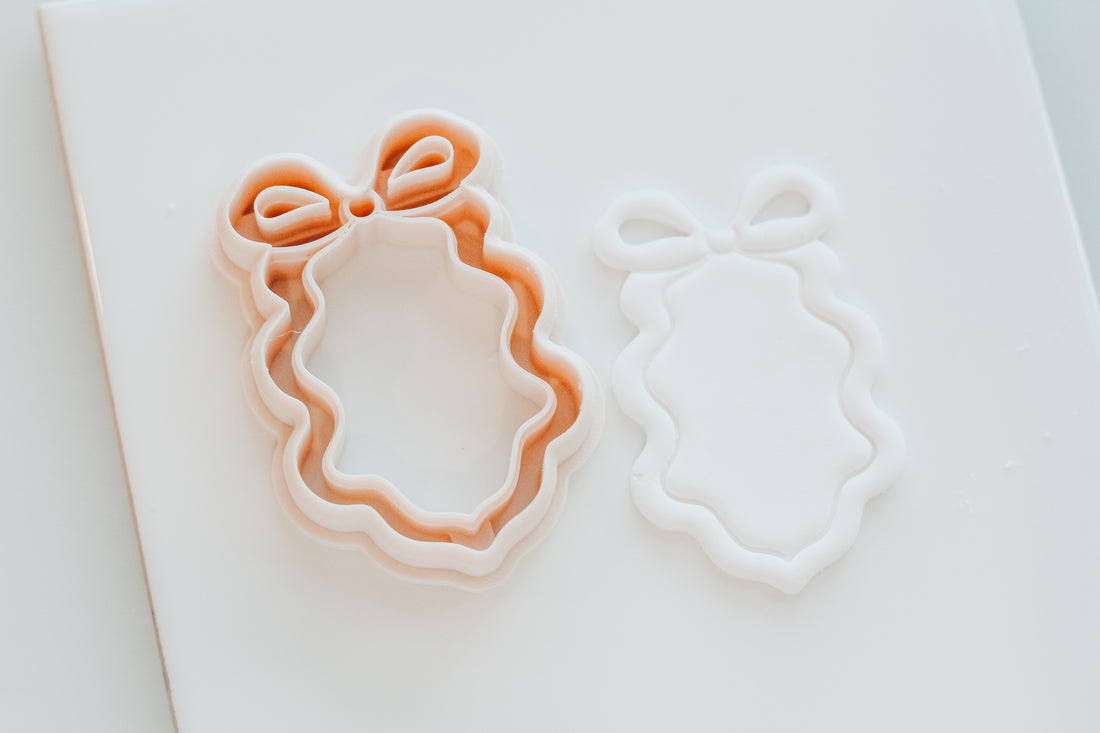 Ribbon Bow Frame Ornament Clay Cutter