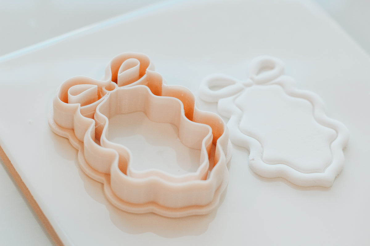 Ribbon Bow Frame Ornament Clay Cutter