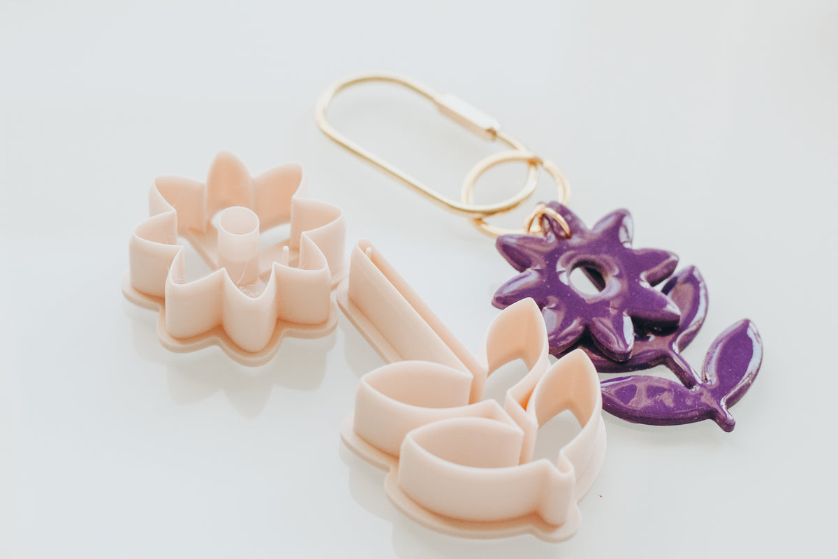 Daisy Folk Flower Double Floral Bag Charm / Key Chain Clay Cutters